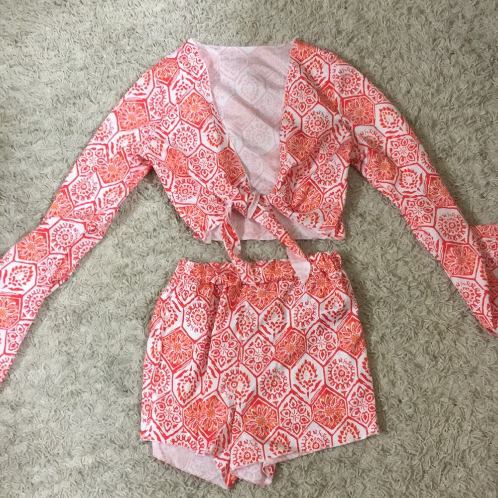 Two piece set